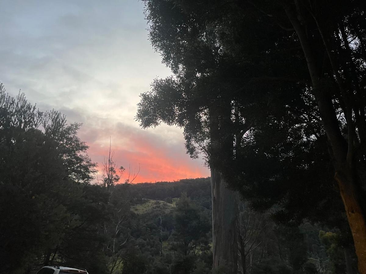 Base Camp Tasmania Hotel Ню Норфолк Екстериор снимка