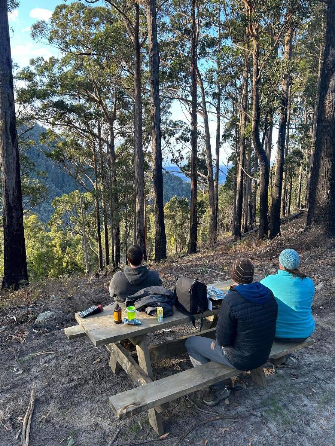 Base Camp Tasmania Hotel Ню Норфолк Екстериор снимка
