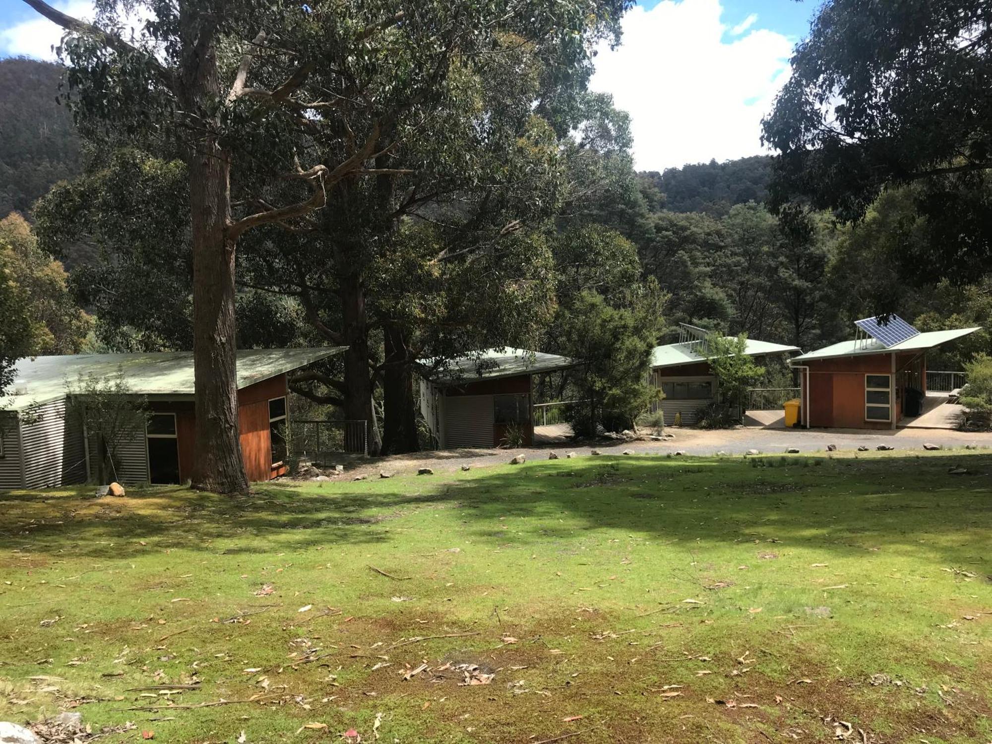 Base Camp Tasmania Hotel Ню Норфолк Екстериор снимка