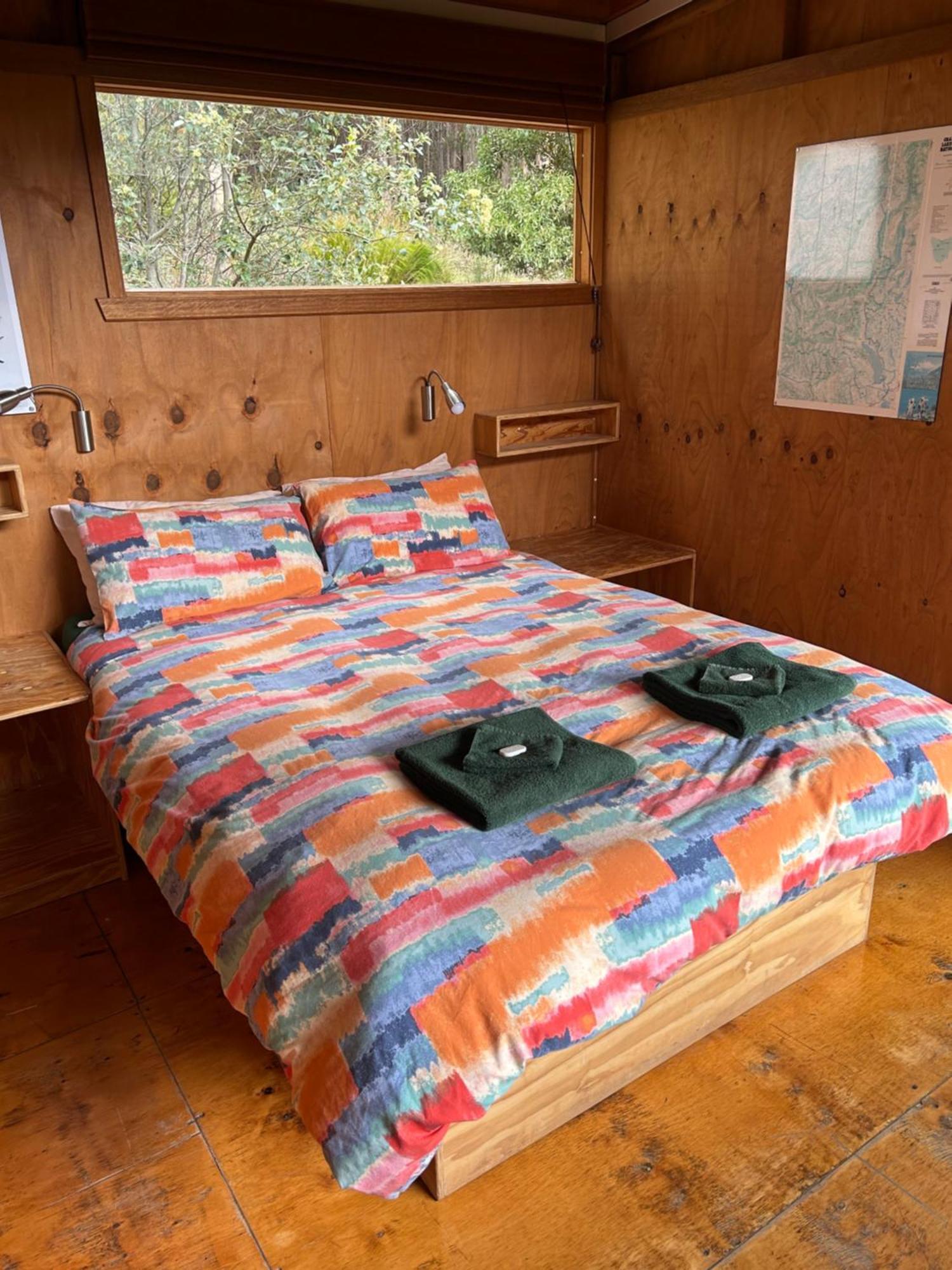 Base Camp Tasmania Hotel Ню Норфолк Екстериор снимка